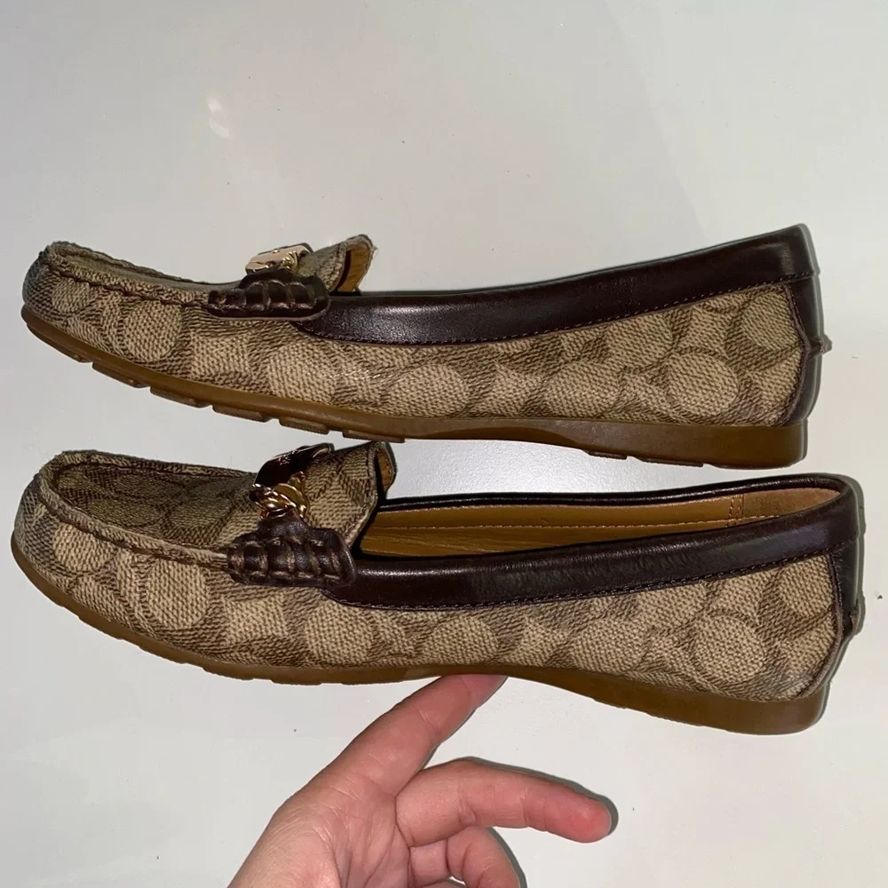 NWOT COACH BRAND OLIVE SIGNATURE C SLIP ON LOAFERS NEVER WORN LUXURY DESIGNER - Picture 11 of 14